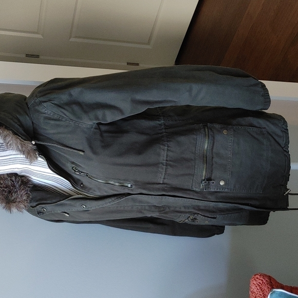 Banana Republic Faux Fur Utility Coatp - Picture 4 of 8